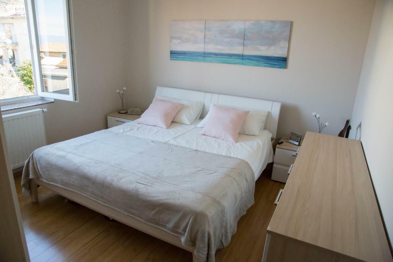 Апартаменты Apartman Matea Малинска Экстерьер фото